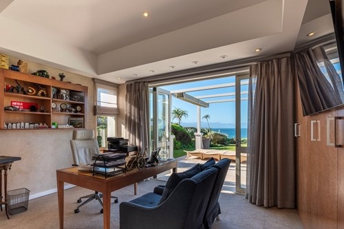 Whale Rock Beach Plettenberg Bay WC 6600