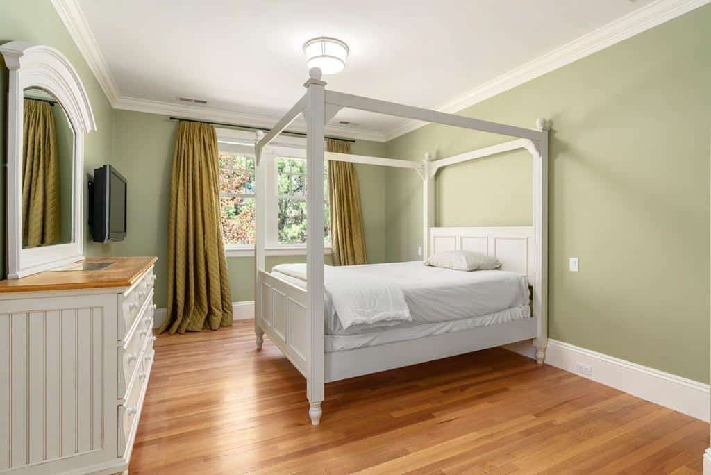 16 Driftwood Lane Weston MA 02493