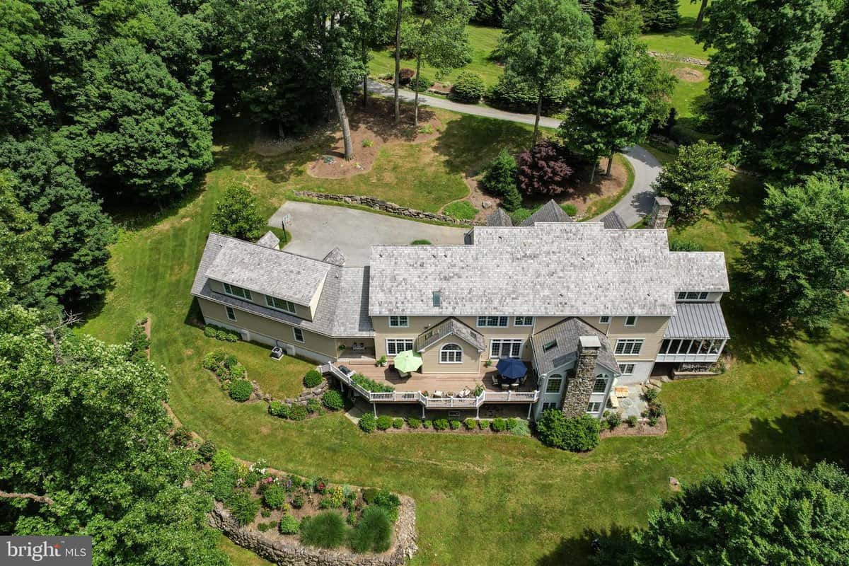 6 Douglass Lane Chester Springs PA 19425