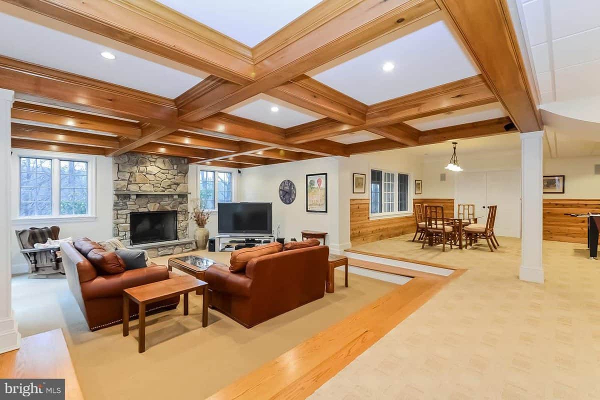 6 Douglass Lane Chester Springs PA 19425