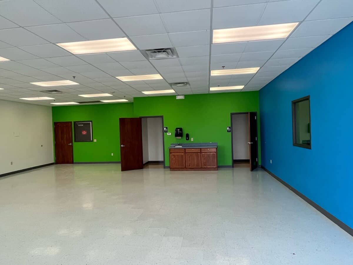 3590 N Woodlawn Wichita KS 67220