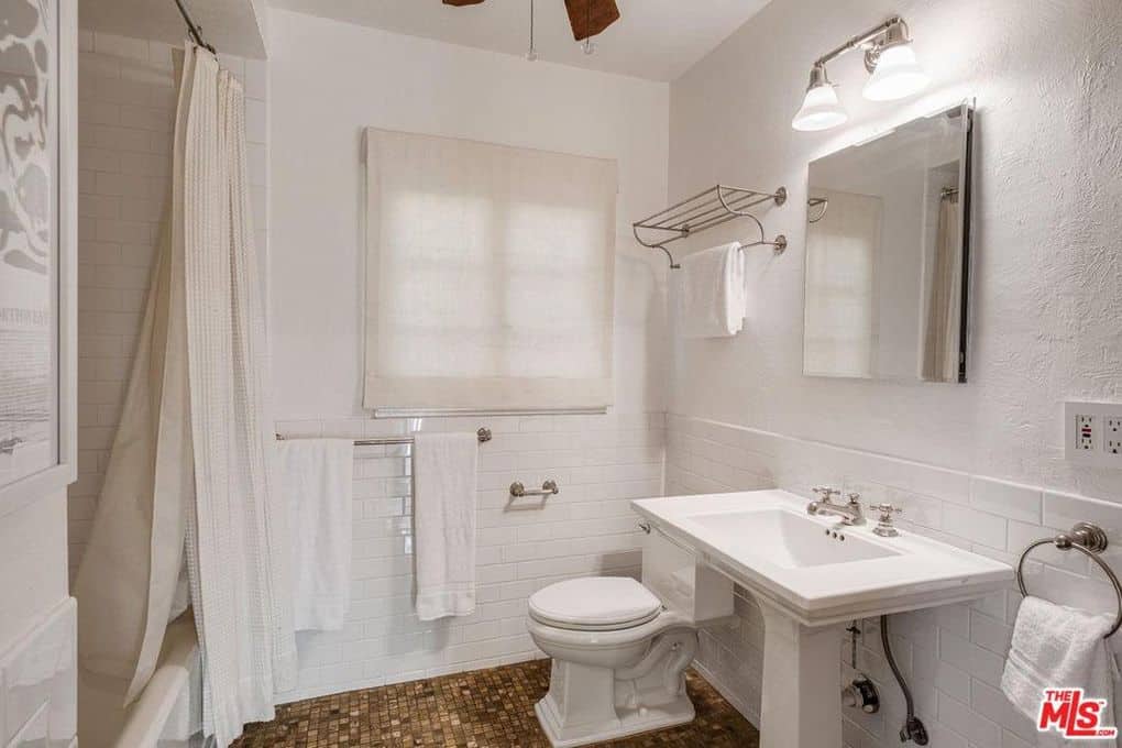 8247 Roxbury Road Los Angeles CA 90069
