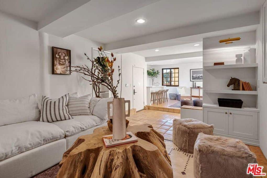 8247 Roxbury Road Los Angeles CA 90069