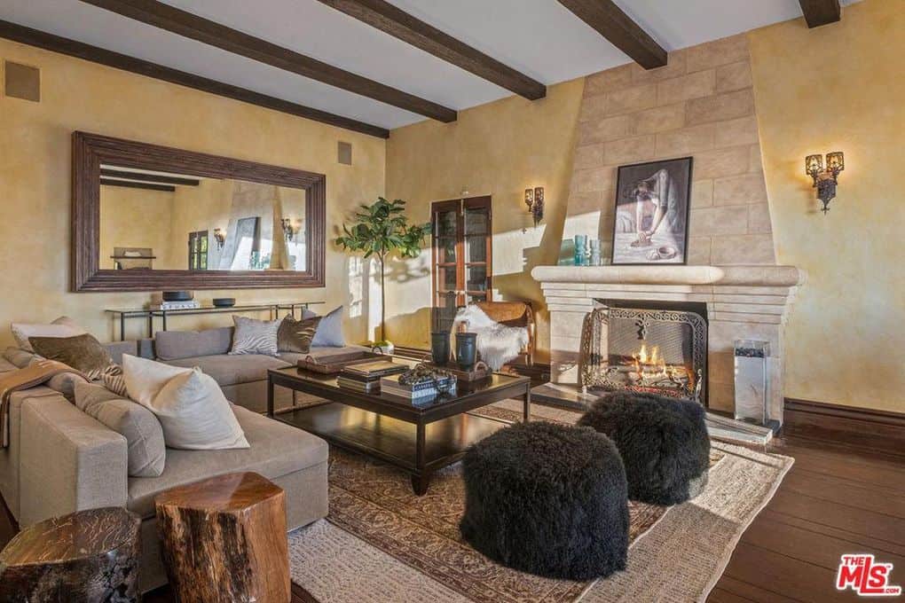 8247 Roxbury Road Los Angeles CA 90069
