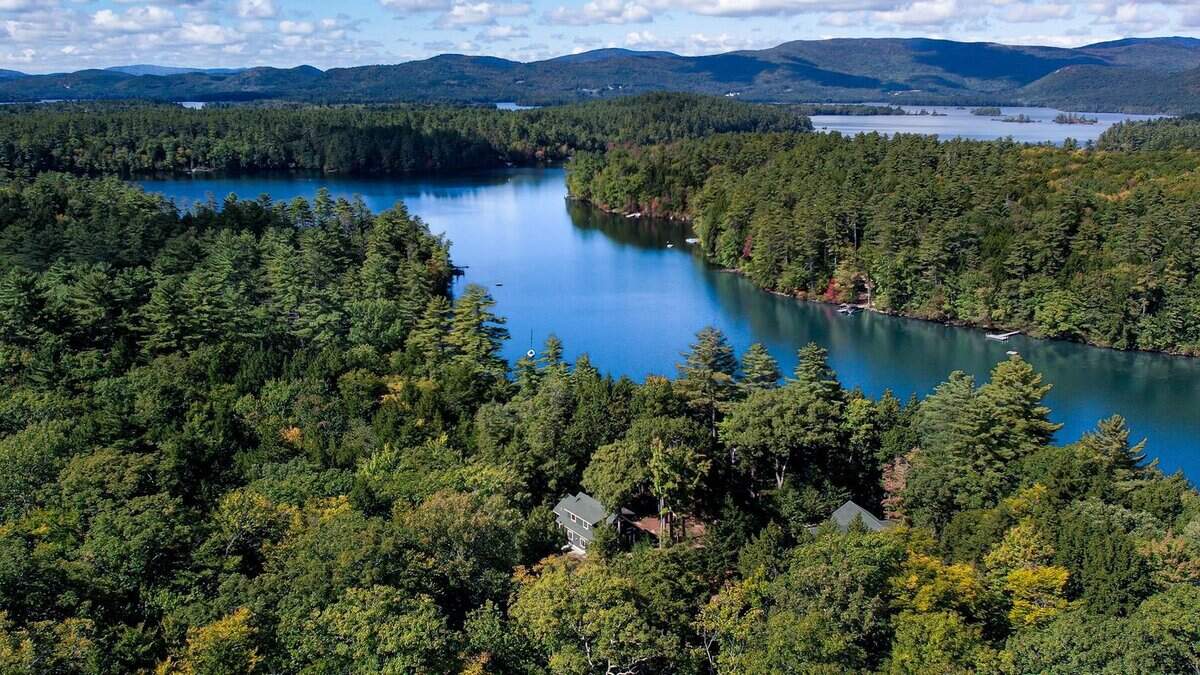 85 Portage Pass Moultonborough NH 03254