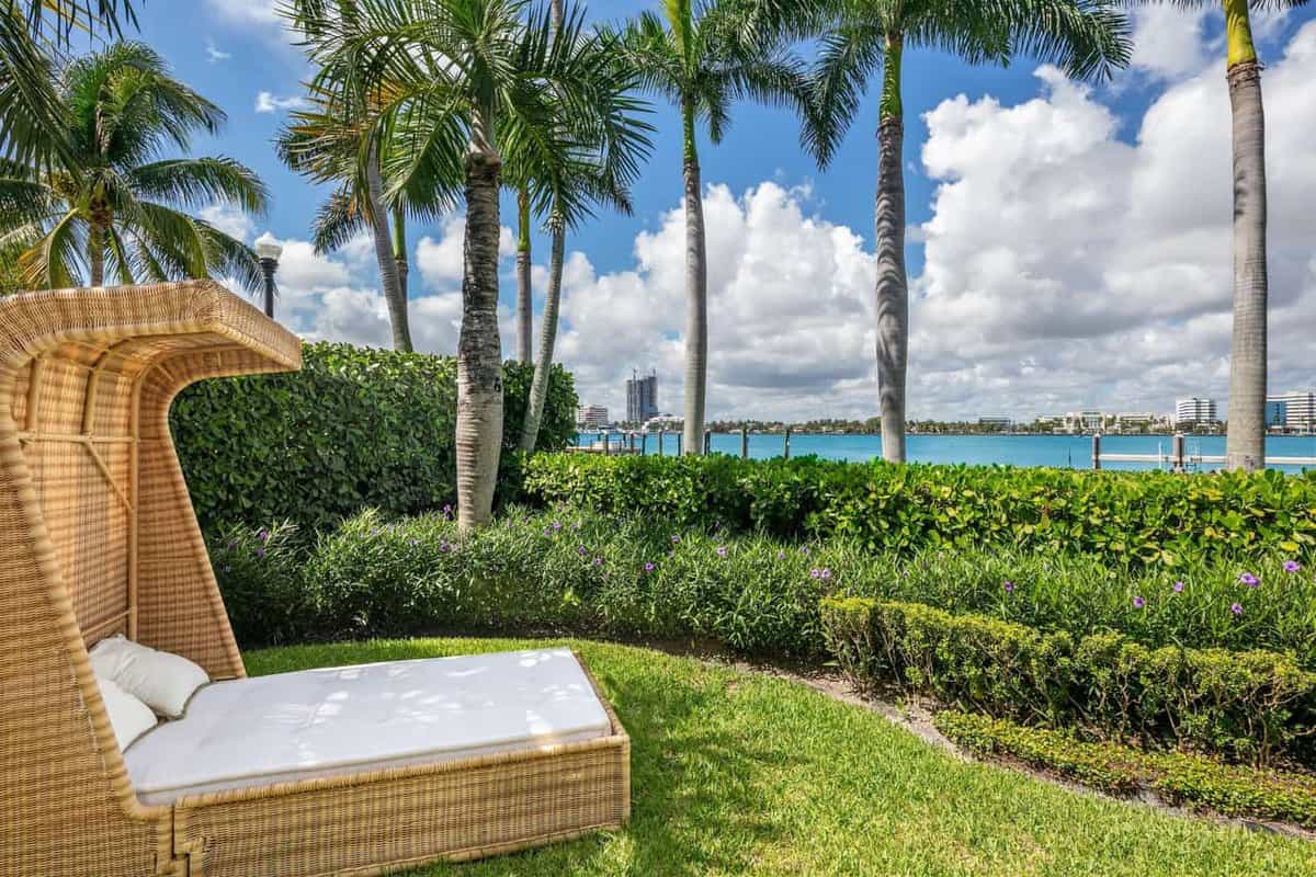313 Dunbar Road Palm Beach FL 33480