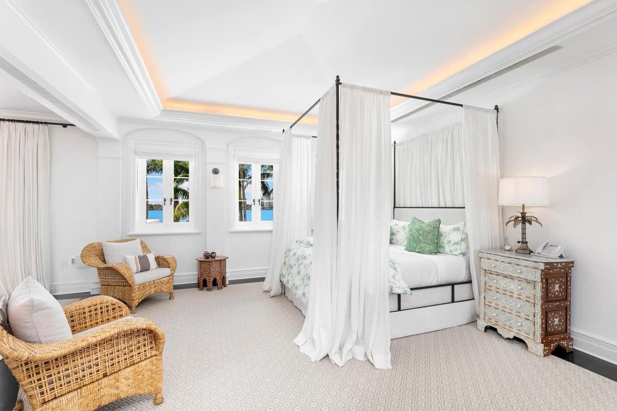 313 Dunbar Road Palm Beach FL 33480