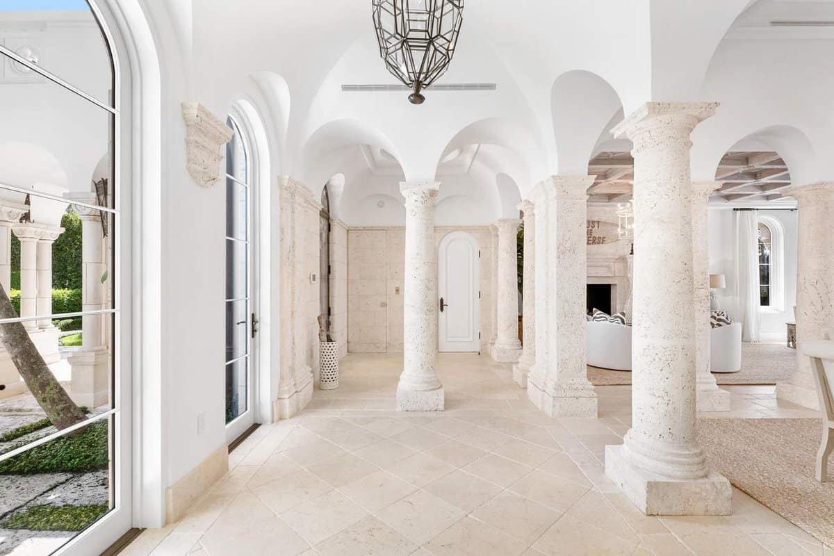 313 Dunbar Road Palm Beach FL 33480
