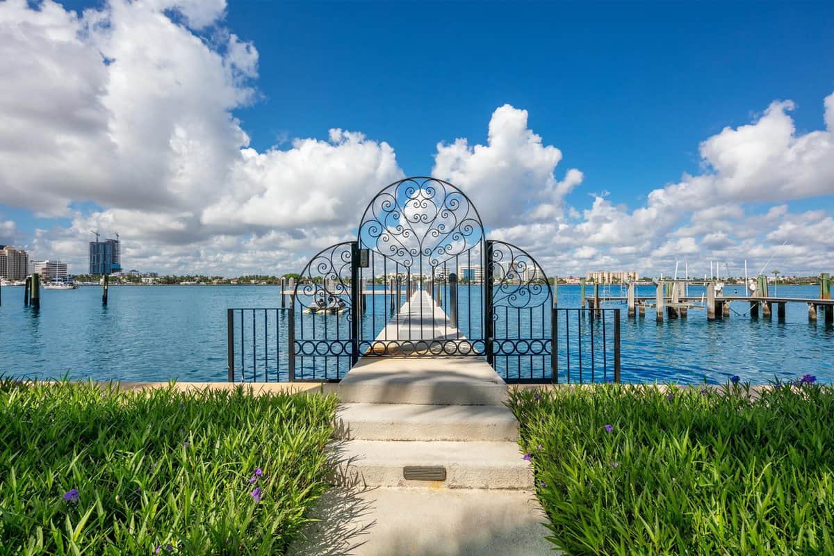 313 Dunbar Road Palm Beach FL 33480