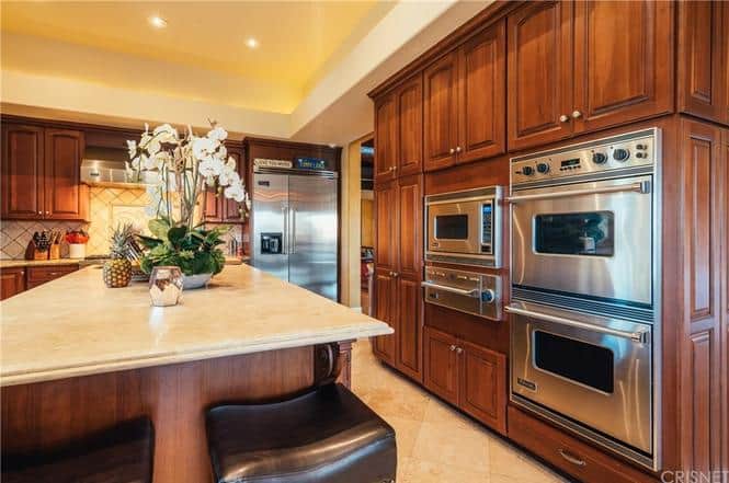 24359 La Masina Court Calabasas CA 91302
