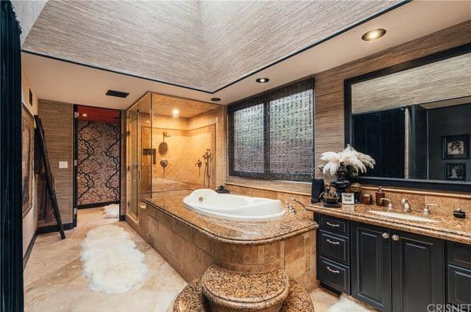 24359 La Masina Court Calabasas CA 91302