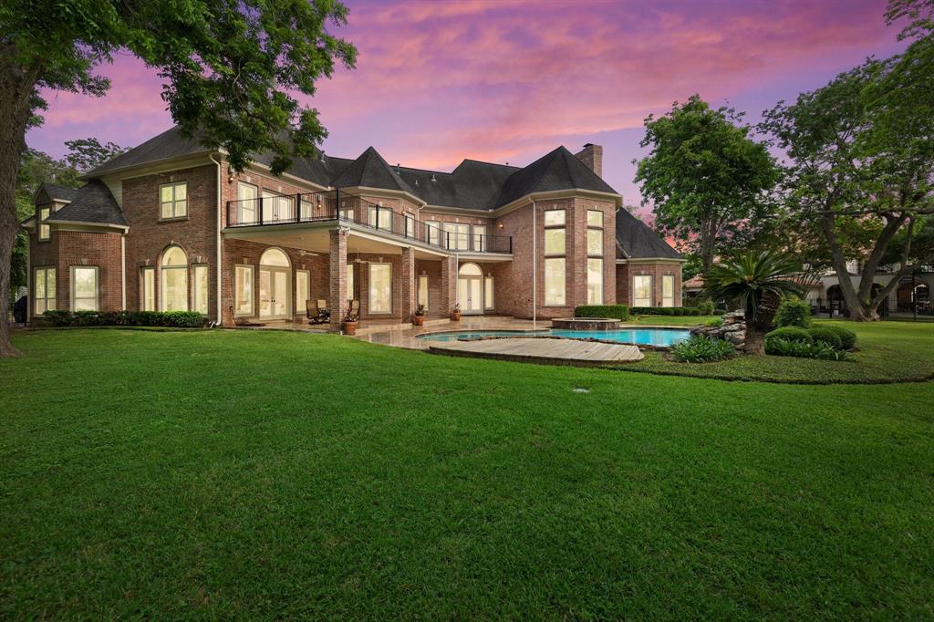1217 N Horseshoe Drive Sugar Land TX 77478