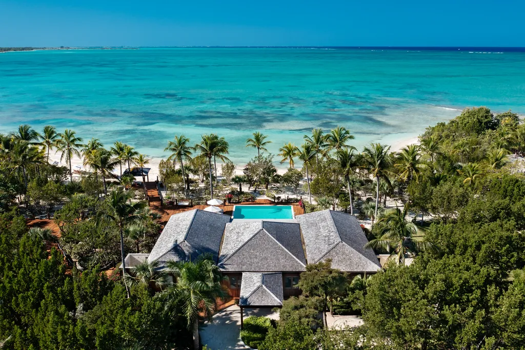 Parrot Cay TC