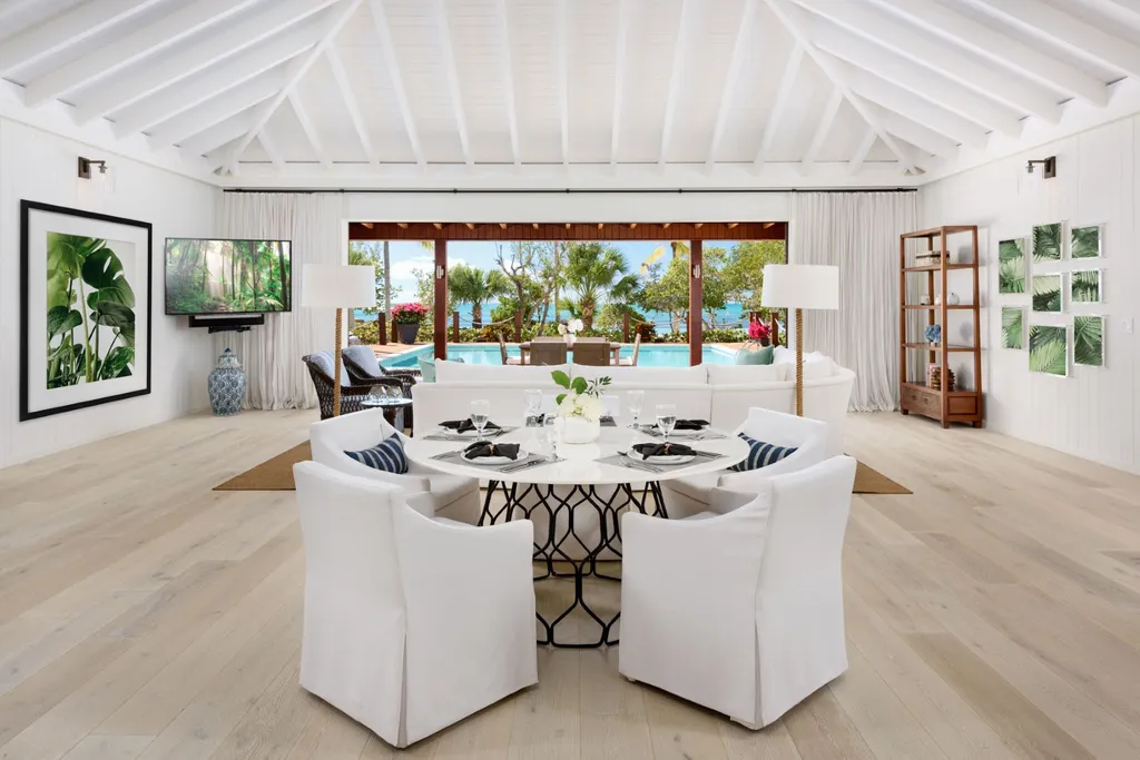 Parrot Cay TC