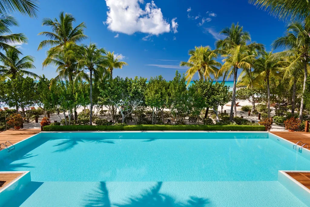 Parrot Cay TC