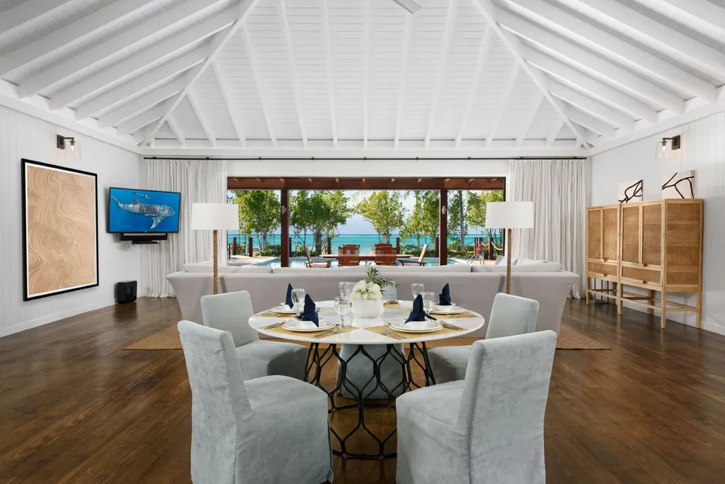 Parrot Cay TC