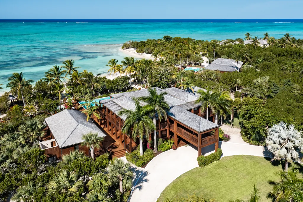 Parrot Cay TC