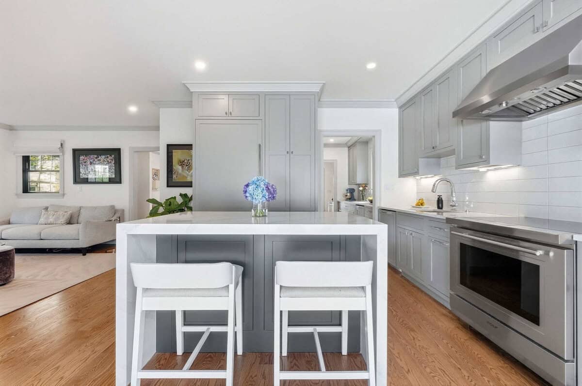 8 Stetson Street, Brookline, MA 02446