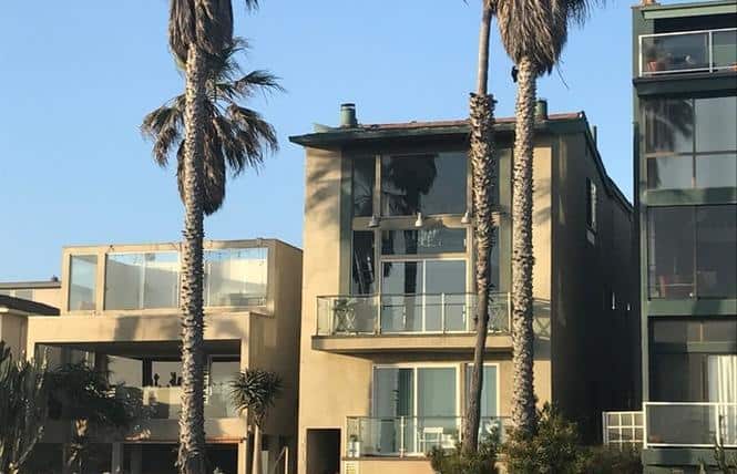 3215 Ocean Front Walk Los Angeles CA 90292