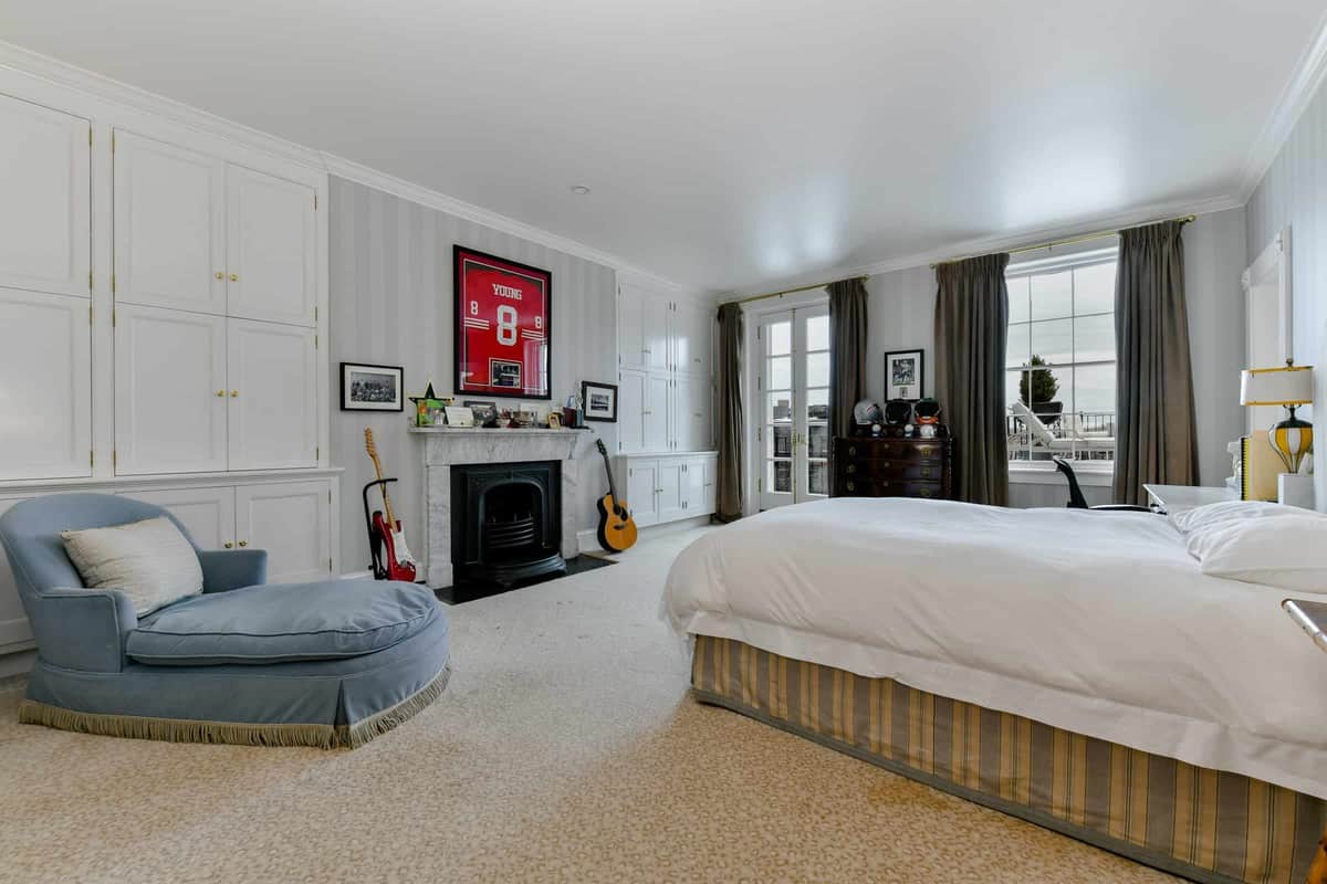 20 Louisburg Square, Boston, MA 02108