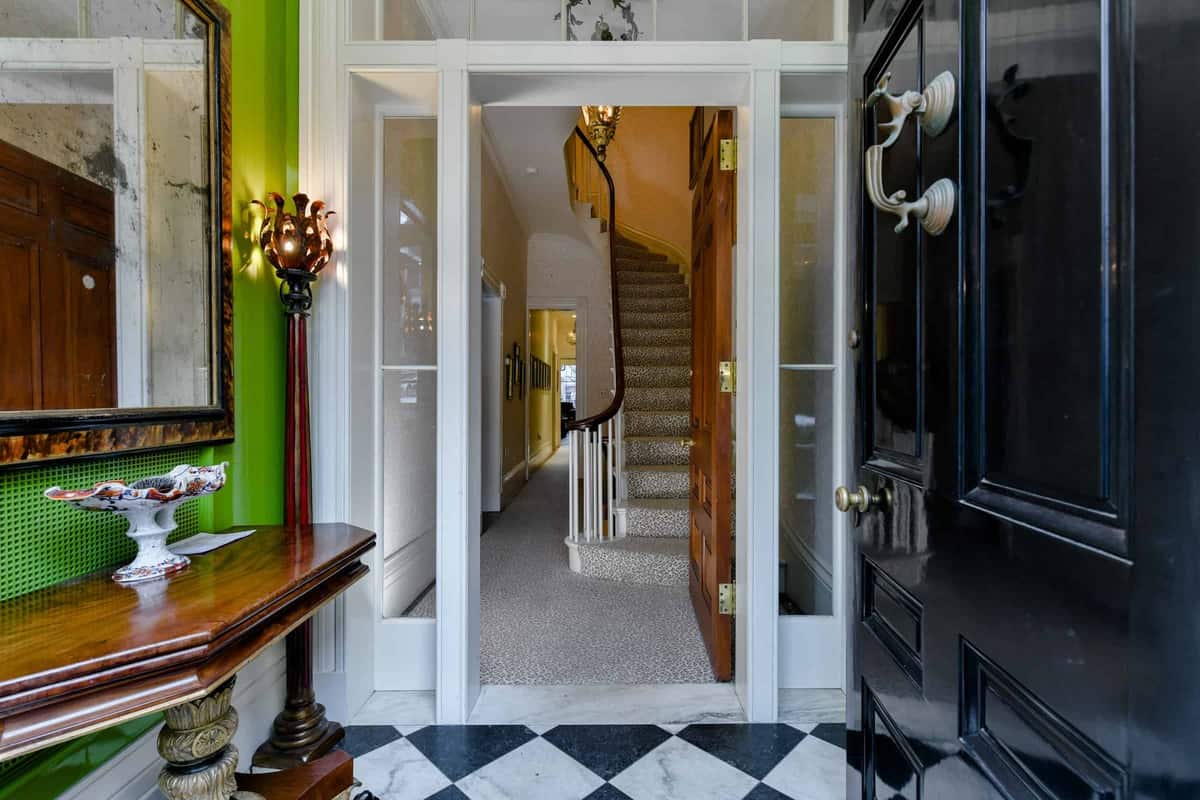 20 Louisburg Square, Boston, MA 02108