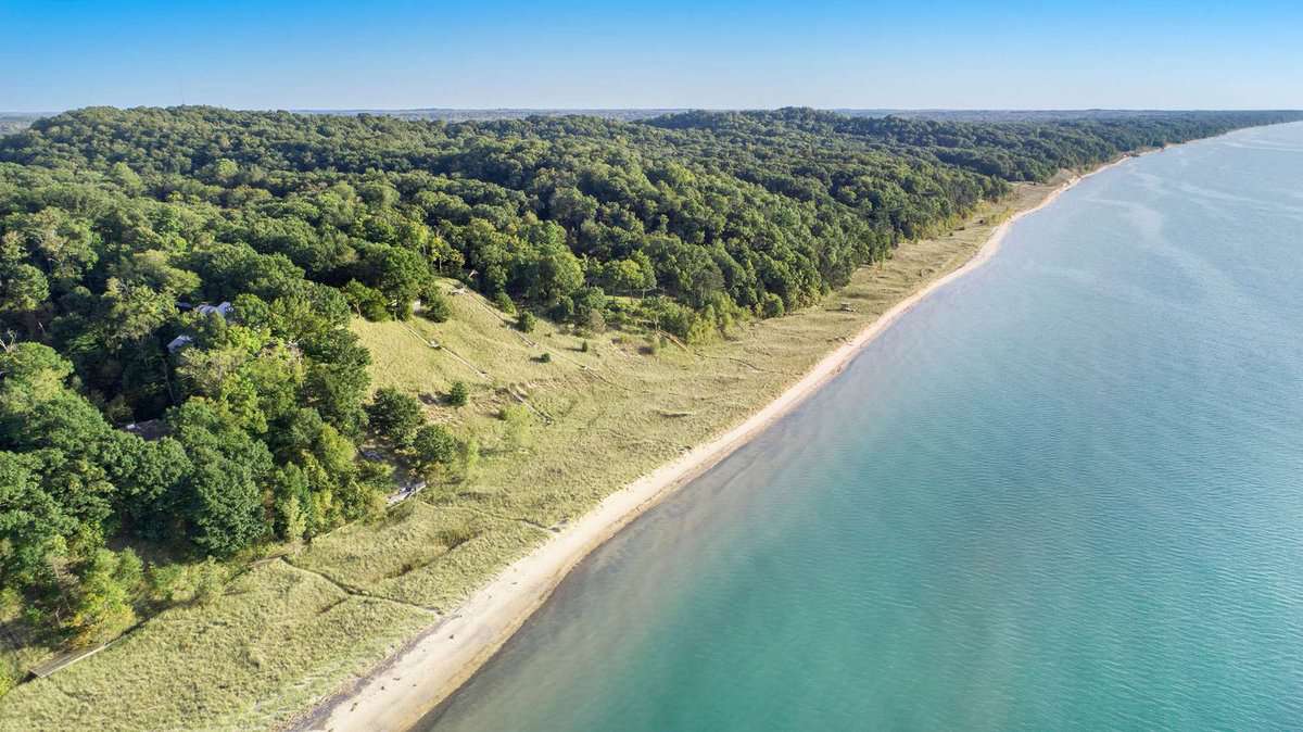 41564 Wilderness Dunes Lane Covert MI