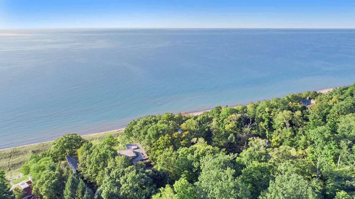 41564 Wilderness Dunes Lane Covert MI