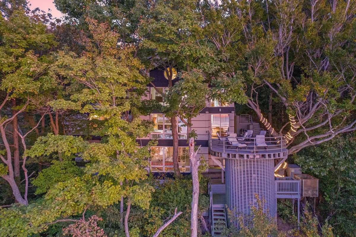 41564 Wilderness Dunes Lane Covert MI