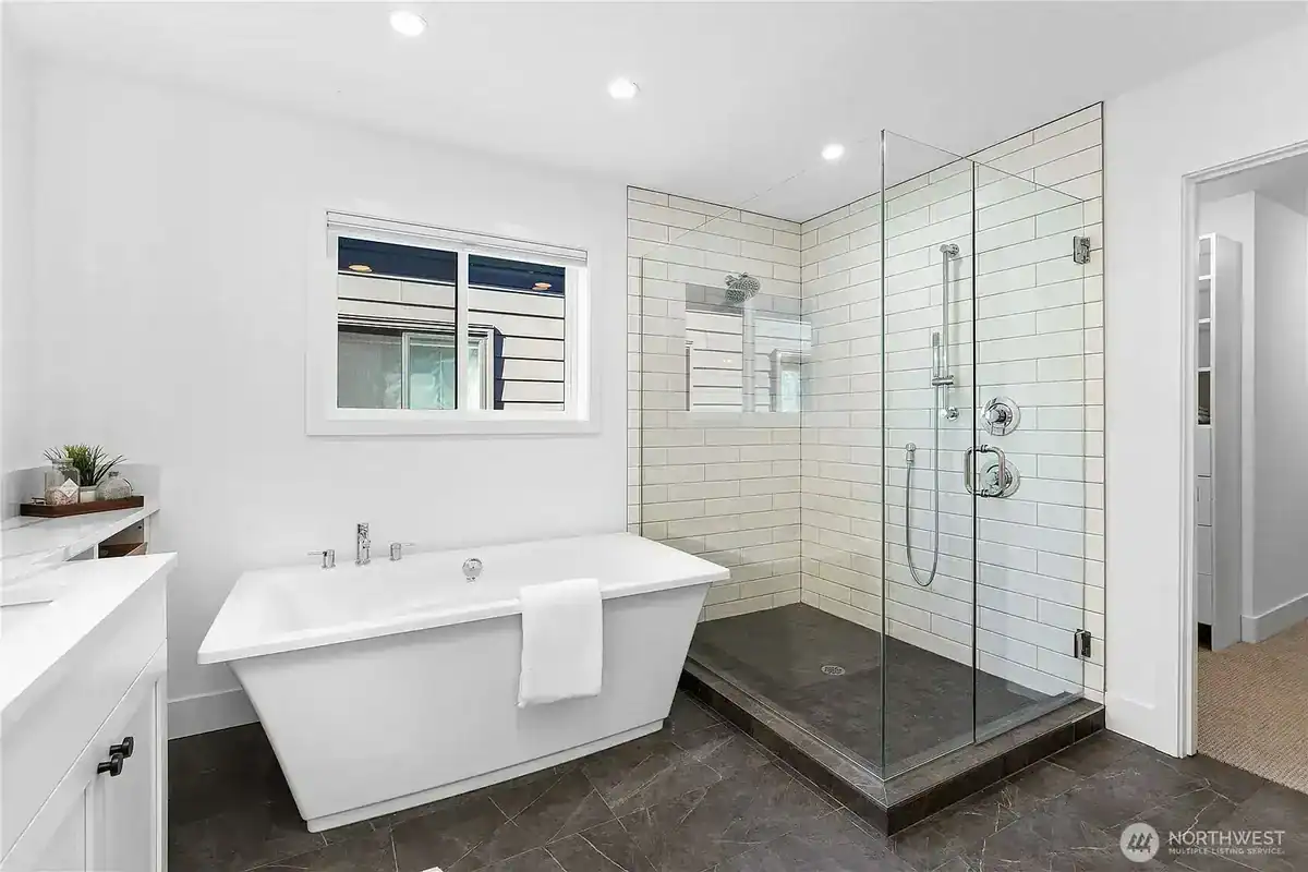 312 7th Lane S Kirkland WA 98033