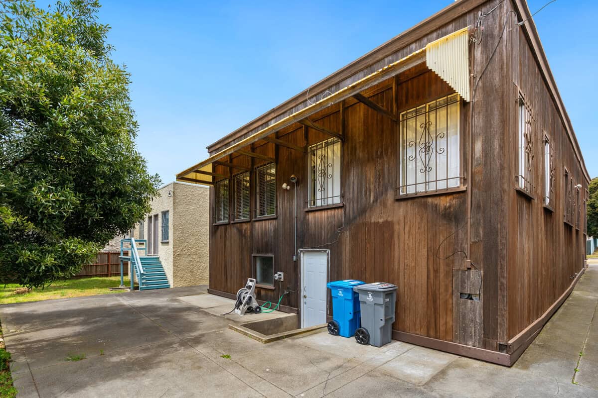 2429 Ocean Avenue San Francisco CA 94127