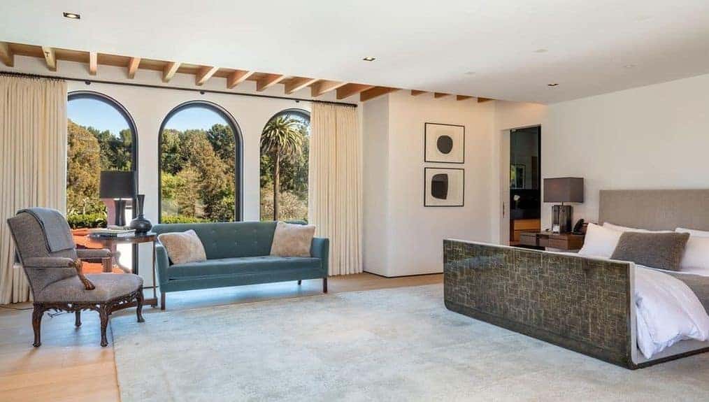 121 Udine Way Los Angeles CA 90077
