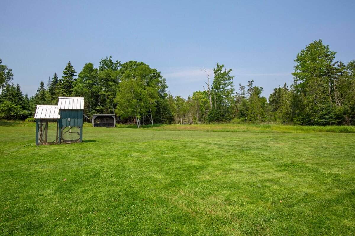 938 Main Road Islesboro ME 04848