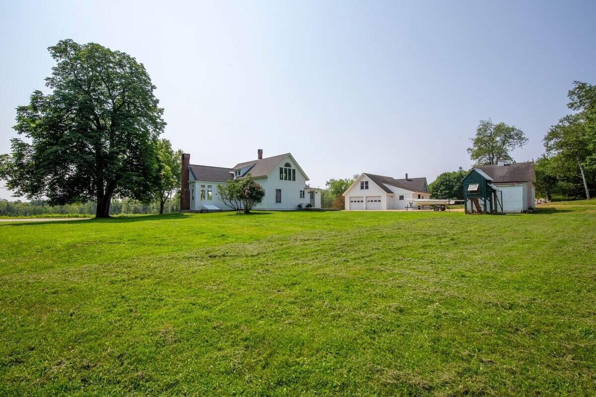938 Main Road Islesboro ME 04848