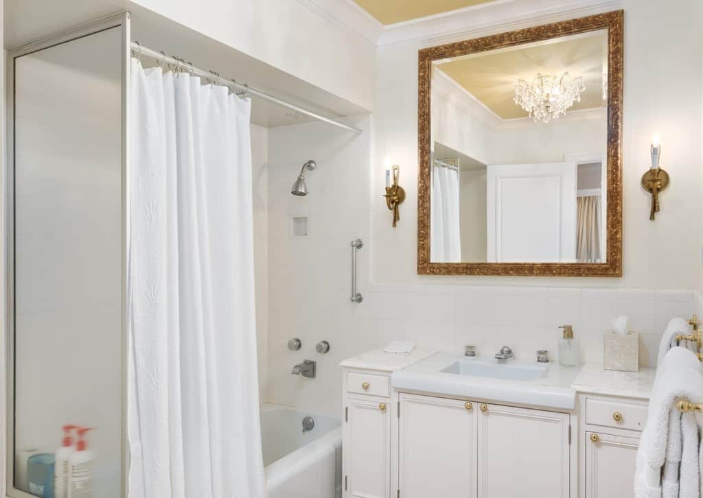 7007 Country Club Drive La Jolla CA 92037
