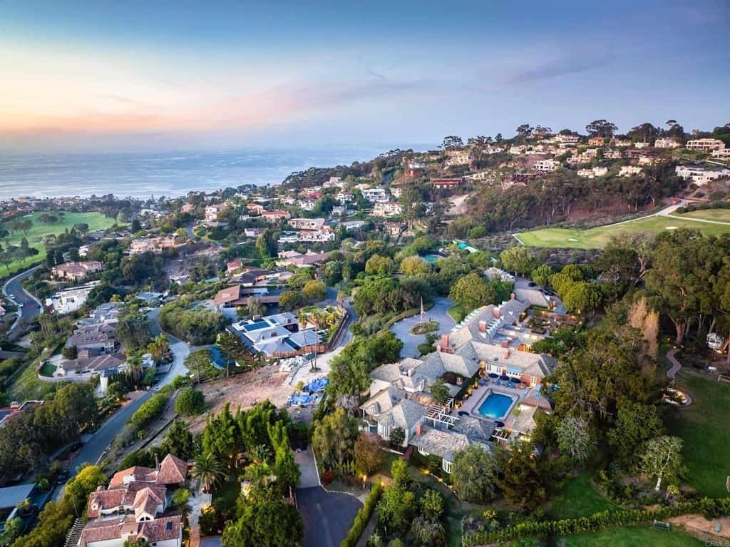 7007 Country Club Drive La Jolla CA 92037