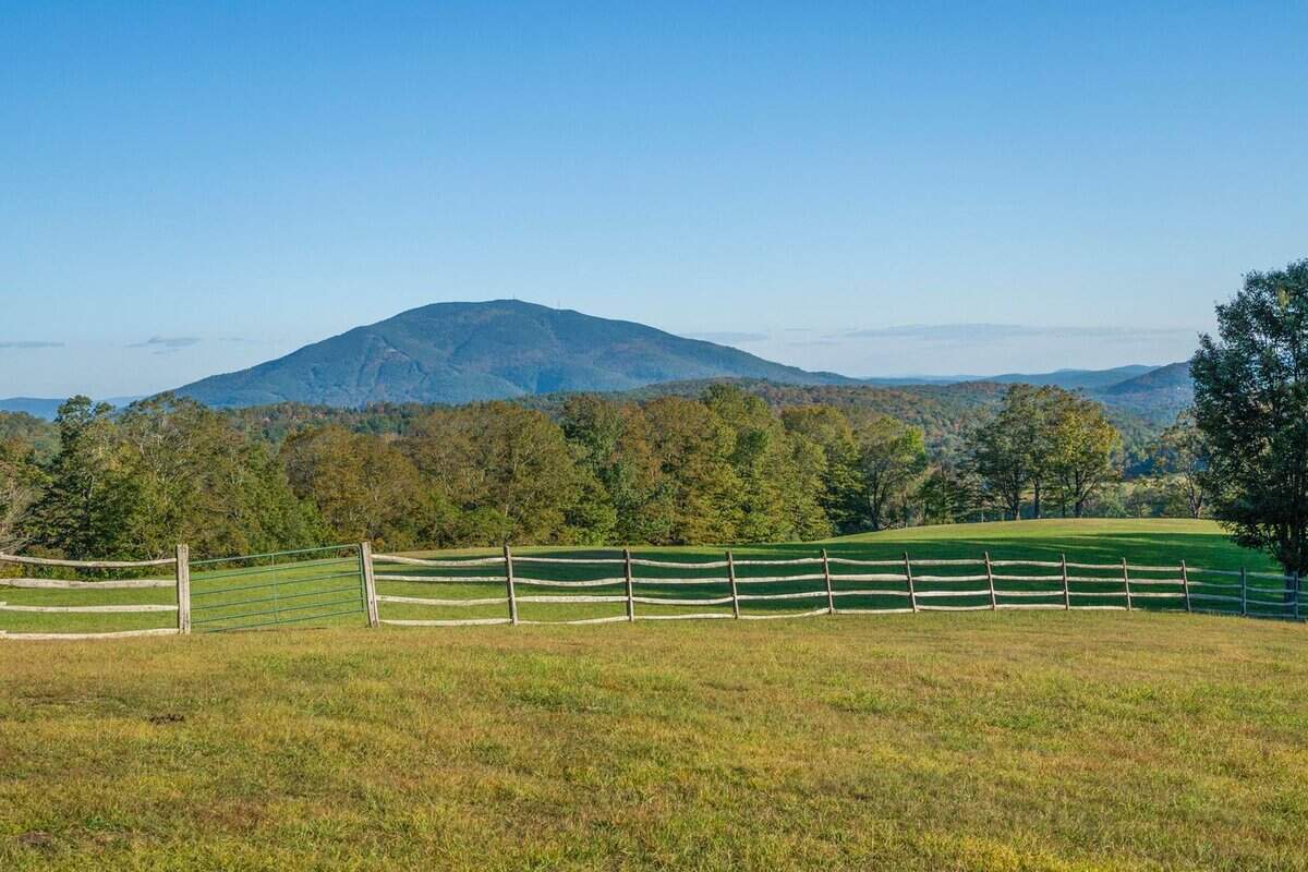 700 Barton Road West Windsor VT 05089