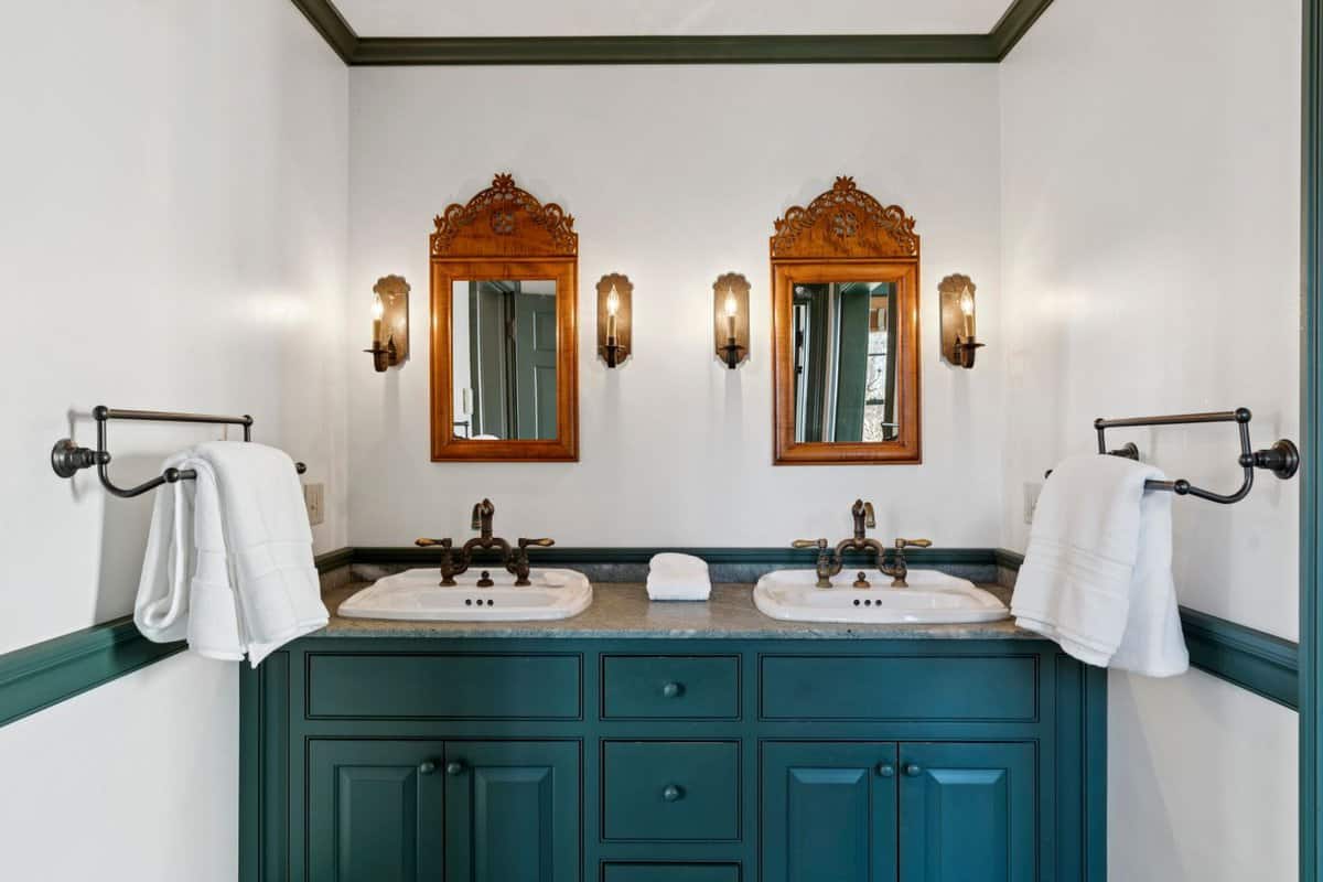 700 Barton Road West Windsor VT 05089