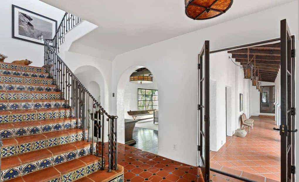 820 N Roxbury Drive Beverly Hills CA 90210