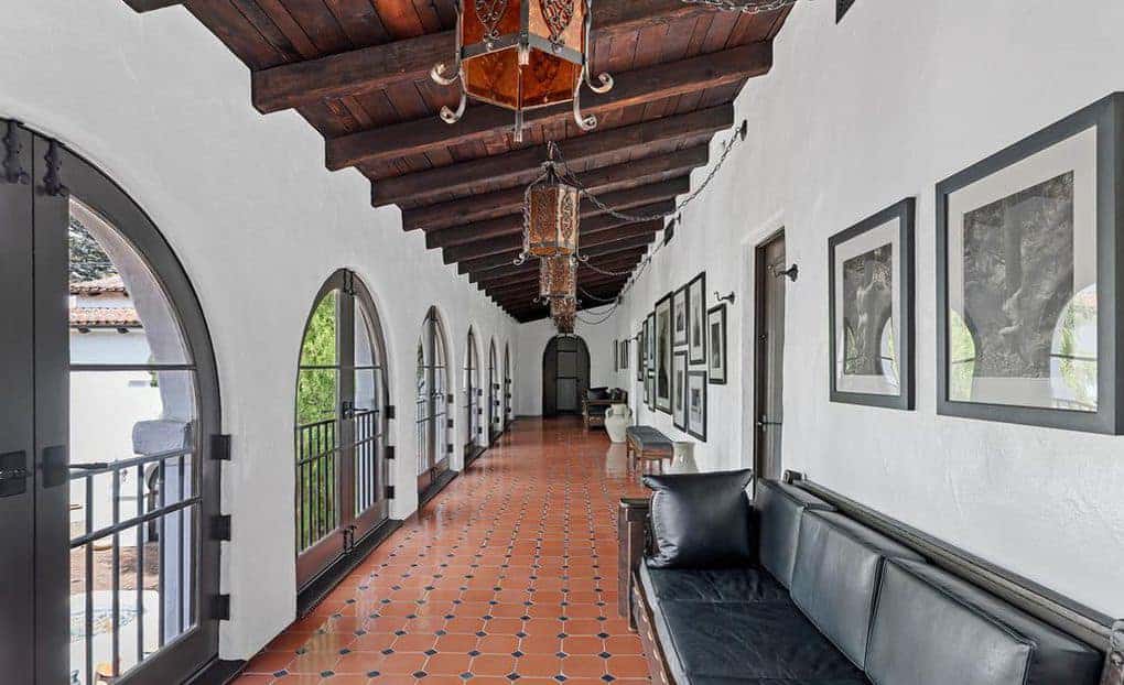 820 N Roxbury Drive Beverly Hills CA 90210