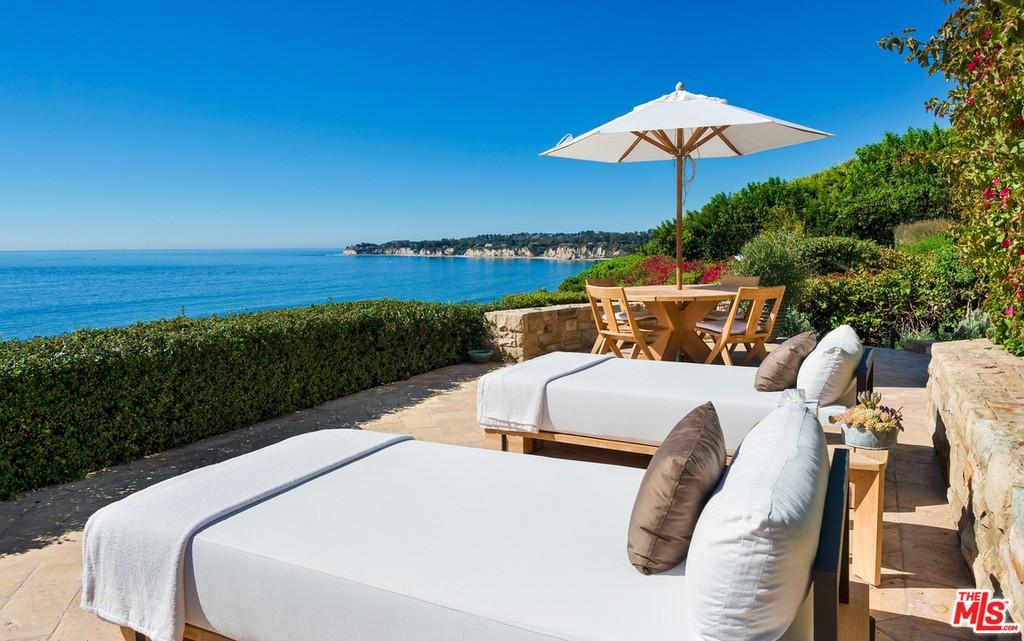 27560 Pacific Coast Hwy, Malibu CA 90265