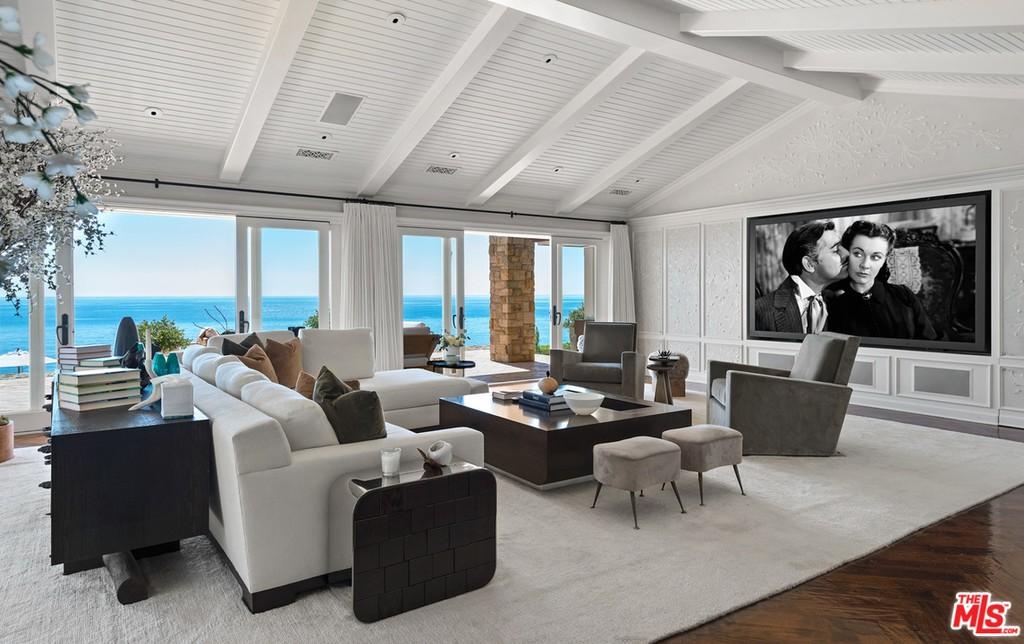 27560 Pacific Coast Hwy, Malibu CA 90265