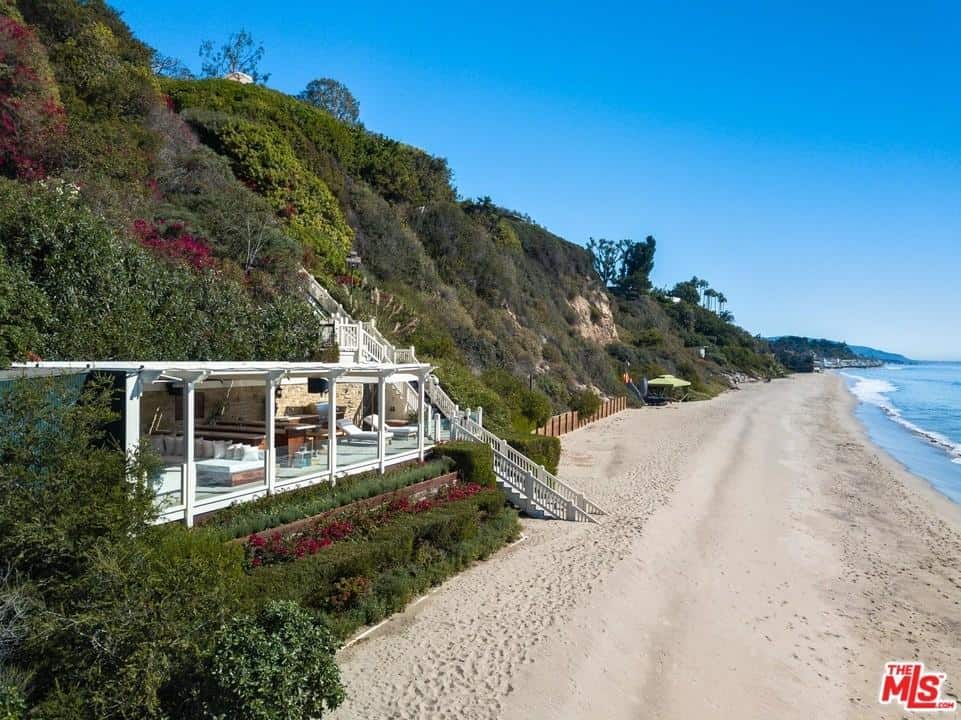 27560 Pacific Coast Hwy, Malibu CA 90265