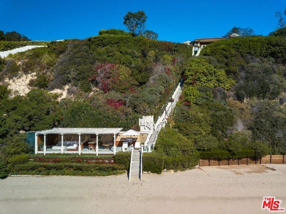 27560 Pacific Coast Hwy, Malibu CA 90265