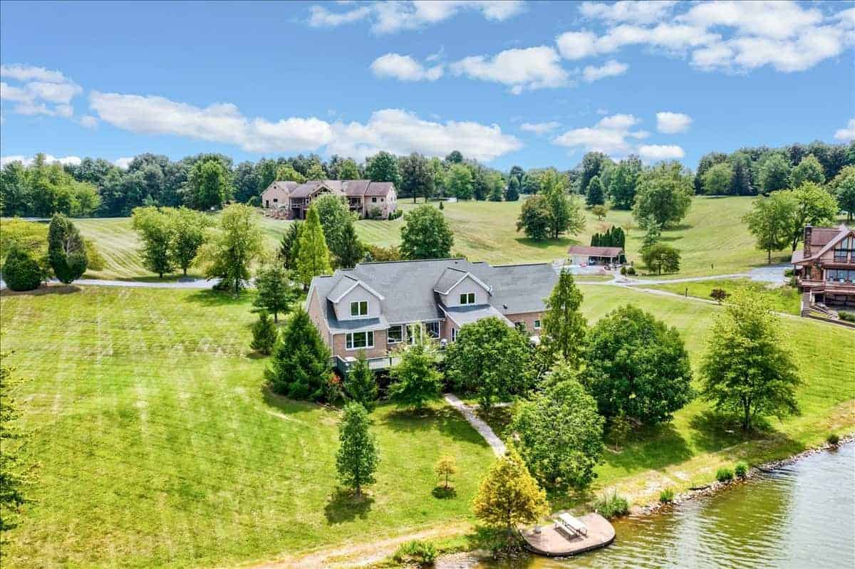 30 Bass Court Whitesville KY 42378