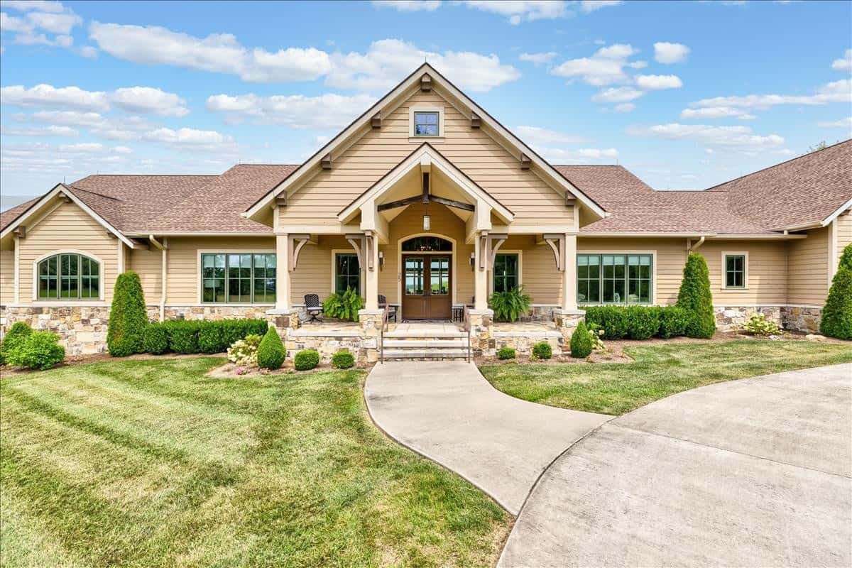 30 Bass Court Whitesville KY 42378