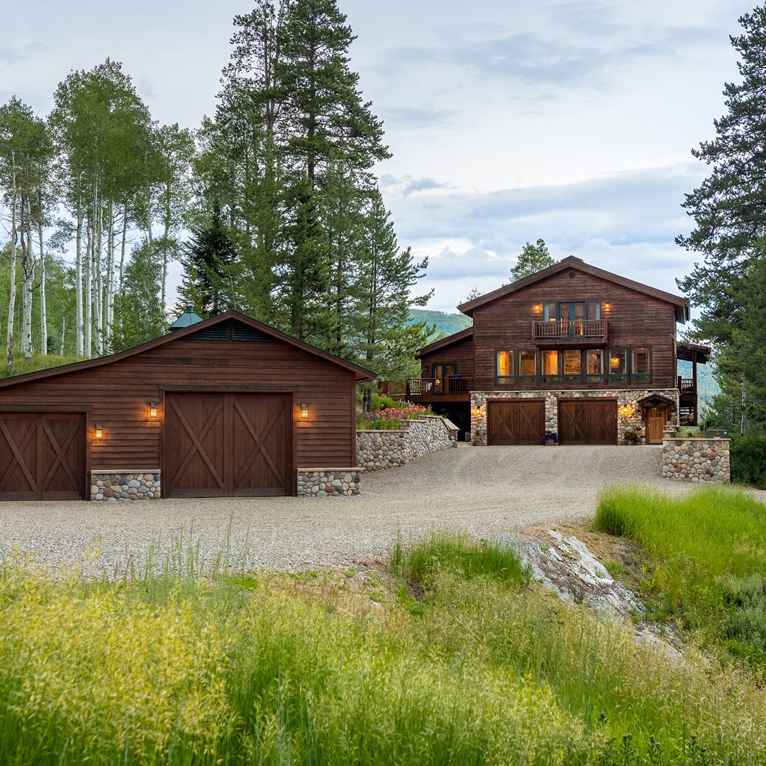 24450 Meadow Road Clark CO 80428