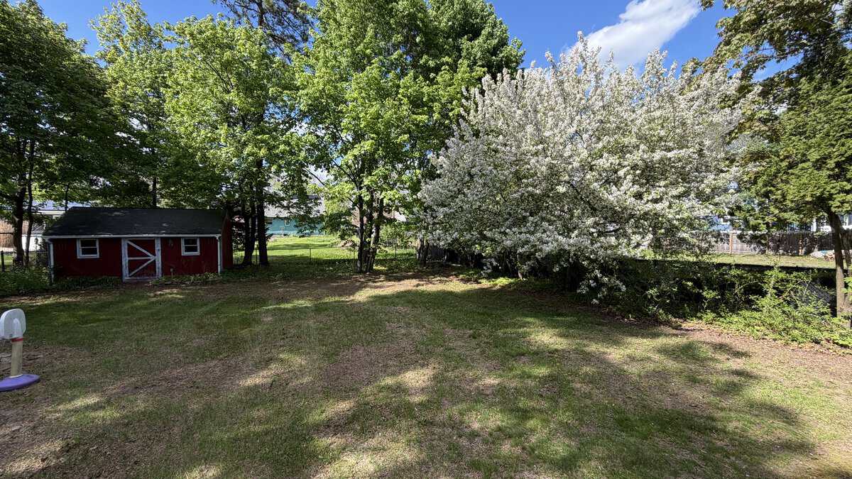 Easthampton MA 01027