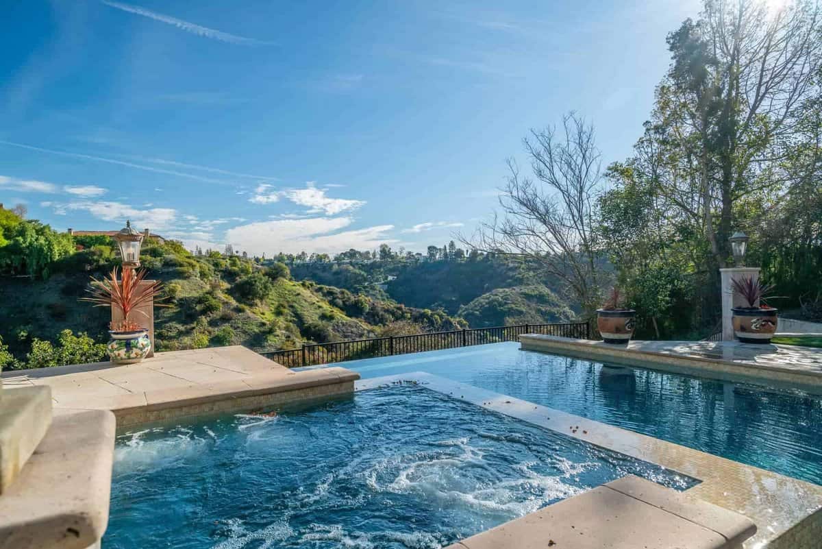 2286 Worthing Lane Bel Air Crest CA 90077