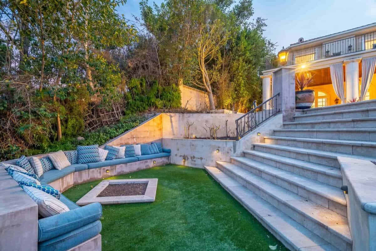 2286 Worthing Lane Bel Air Crest CA 90077