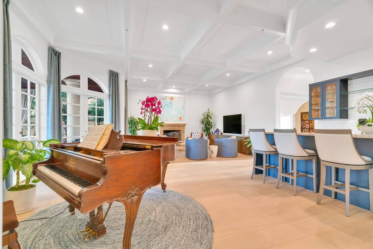 2286 Worthing Lane Bel Air Crest CA 90077